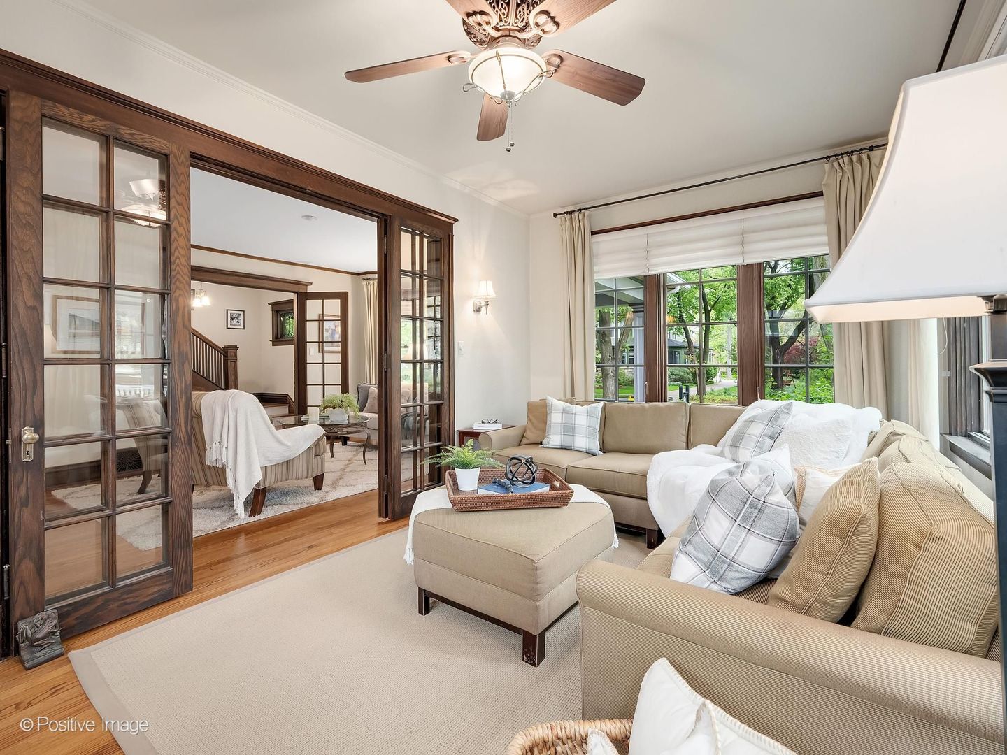 112 S WAIOLA Avenue, La Grange, IL 60525