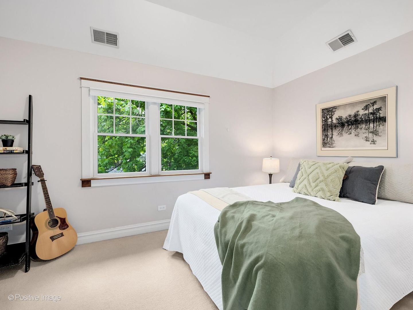 112 S WAIOLA Avenue, La Grange, IL 60525