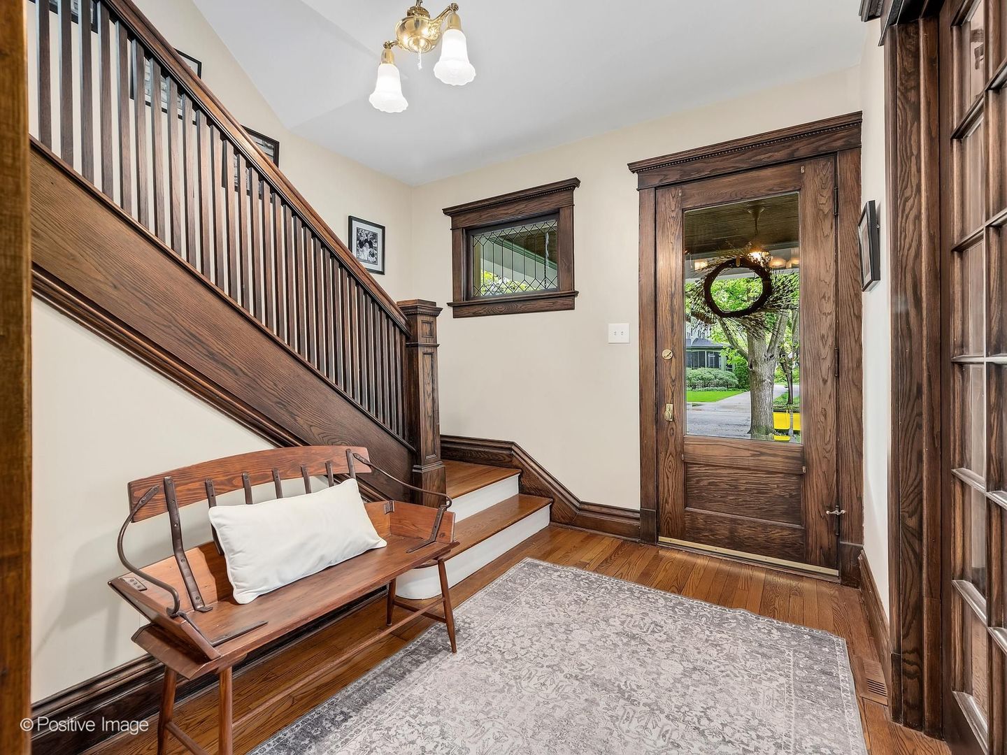 112 S WAIOLA Avenue, La Grange, IL 60525