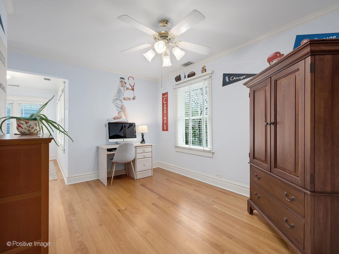 112 S WAIOLA Avenue, La Grange, IL 60525