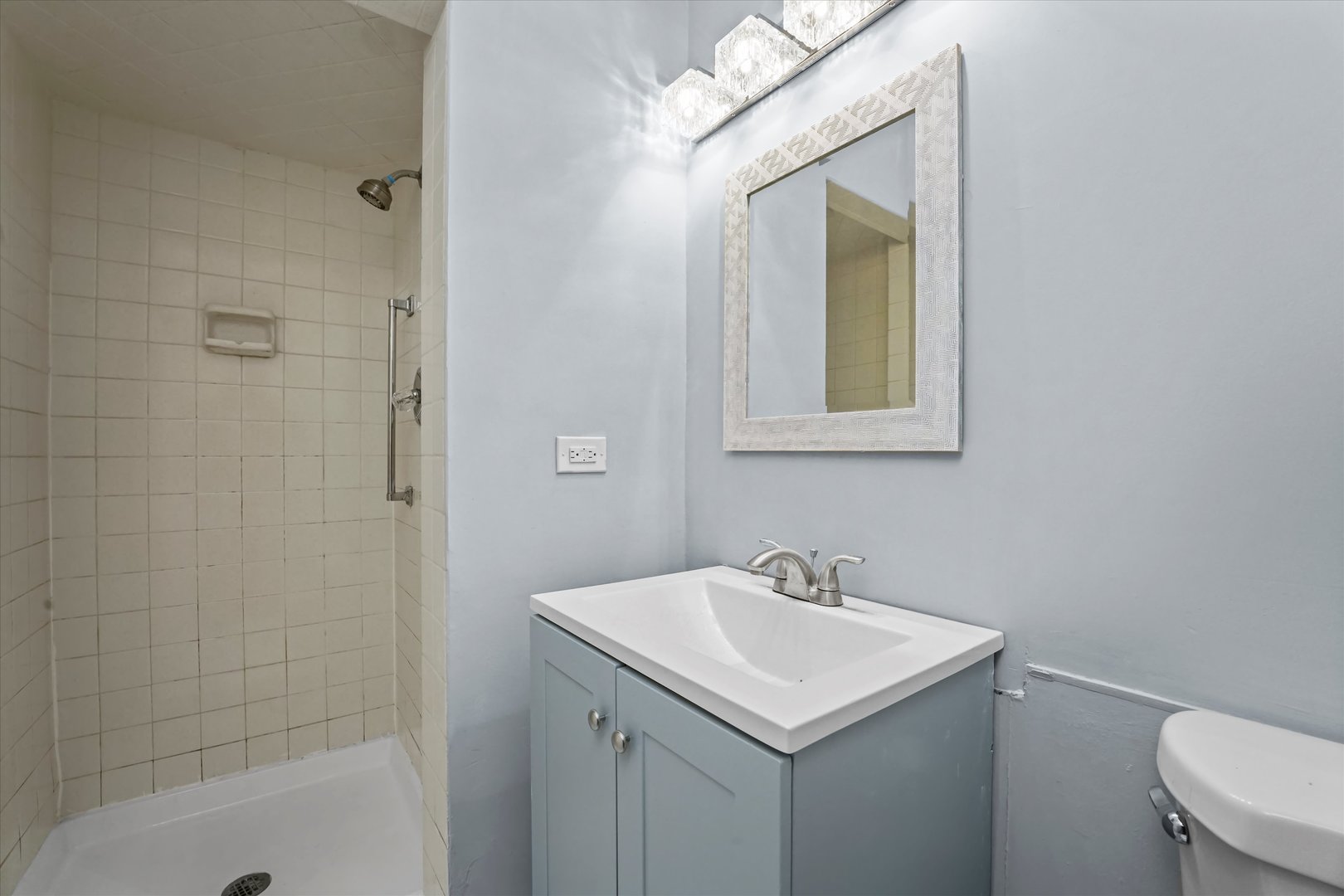 351 Waverly Street, Park Forest, IL 60466