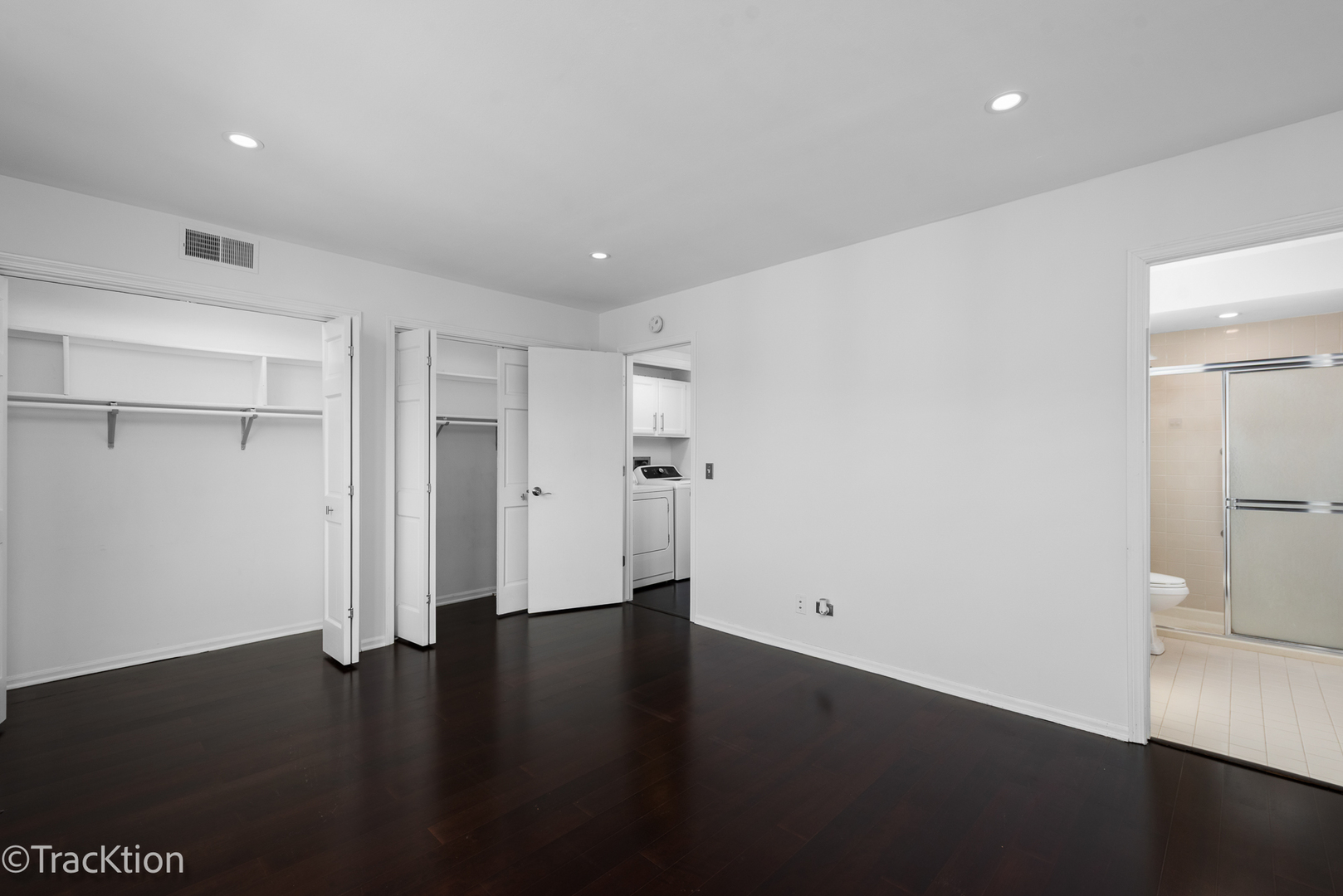 6400 W Belle Plaine Avenue #509, Chicago, IL 60634