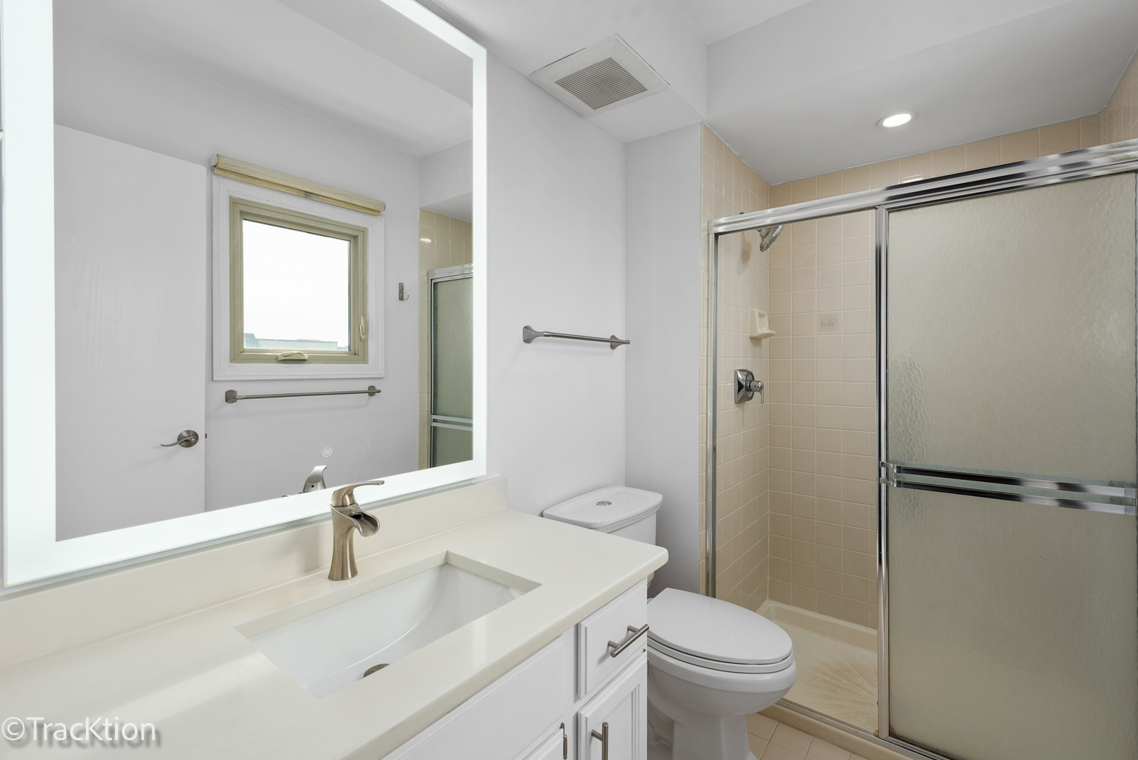 6400 W Belle Plaine Avenue #509, Chicago, IL 60634