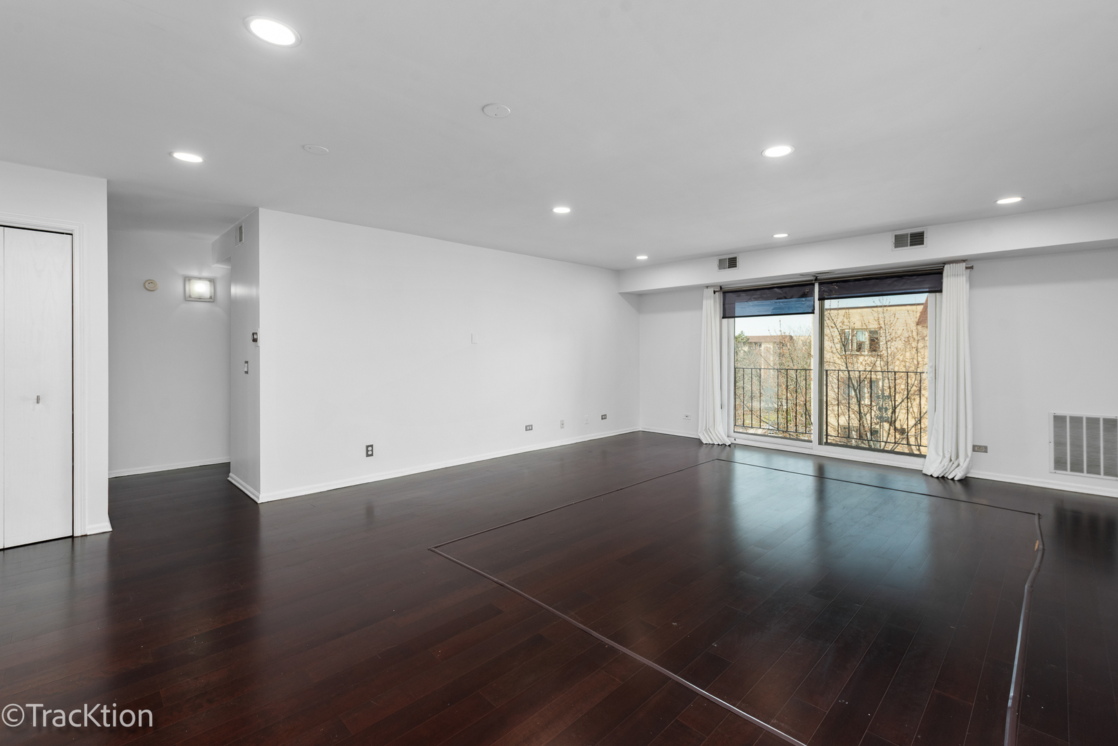 6400 W Belle Plaine Avenue #509, Chicago, IL 60634