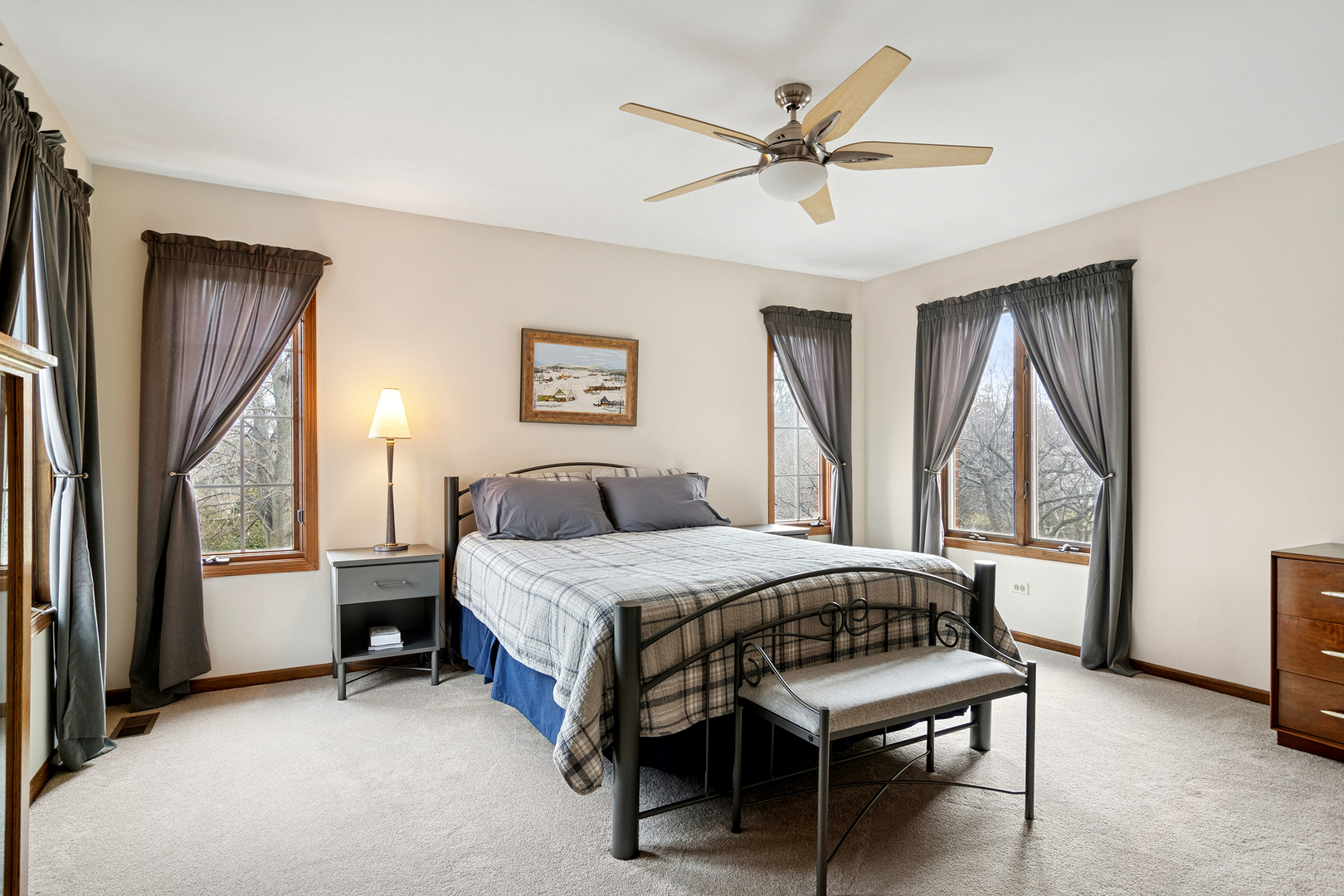 1515 Galloway Drive, Inverness, IL 60010