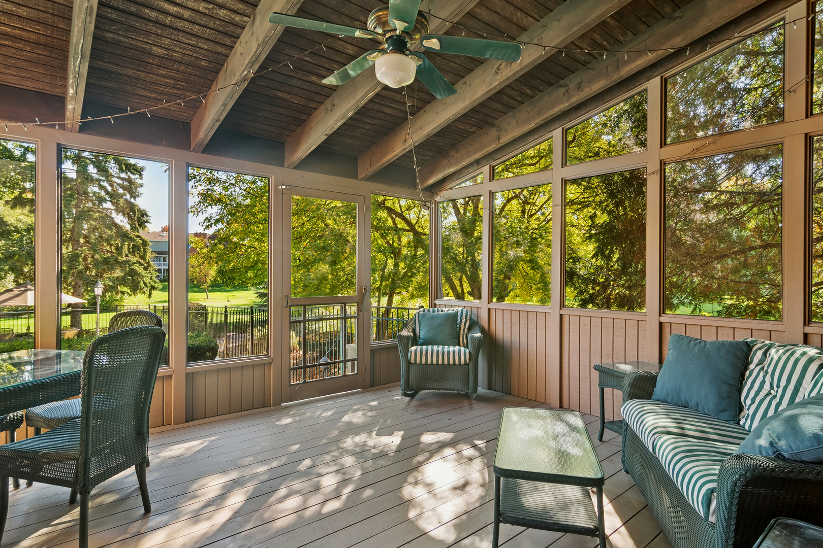 1515 Galloway Drive, Inverness, IL 60010