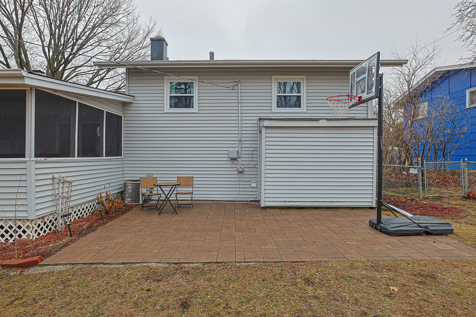 542 Gamble Drive, Lisle, IL 60532