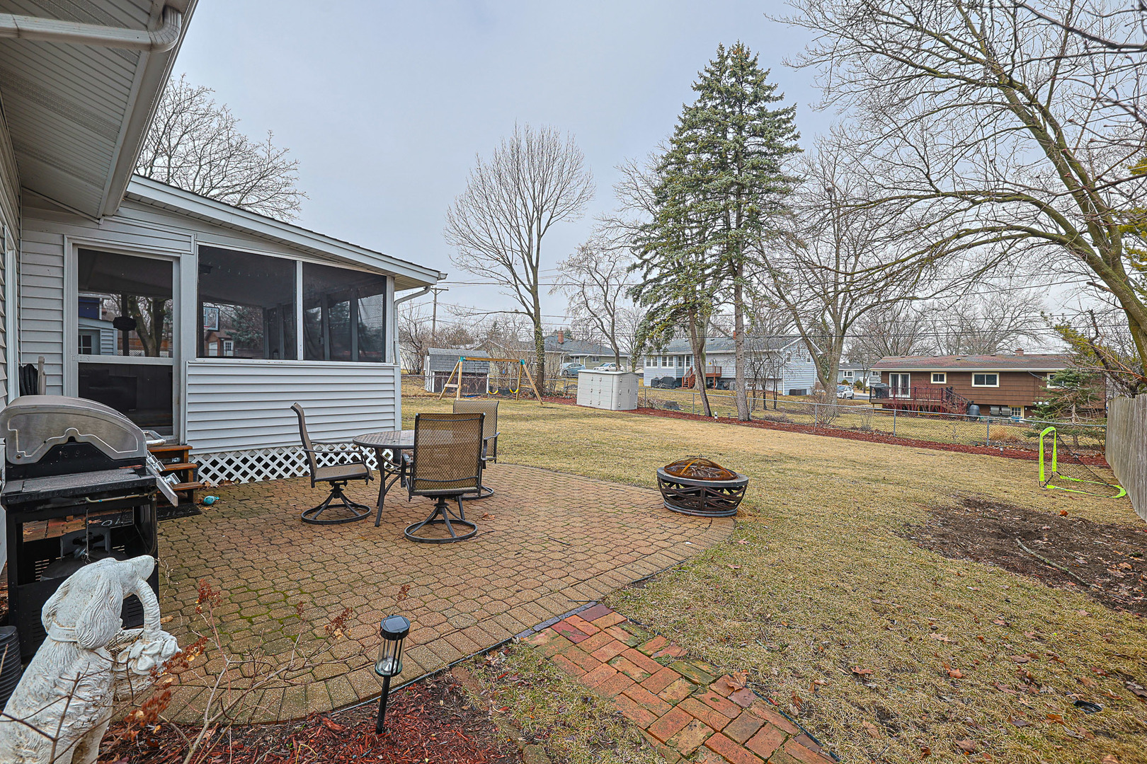 542 Gamble Drive, Lisle, IL 60532