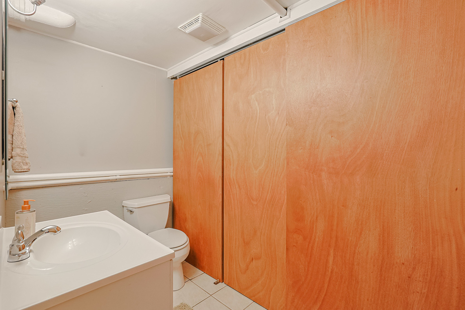 542 Gamble Drive, Lisle, IL 60532