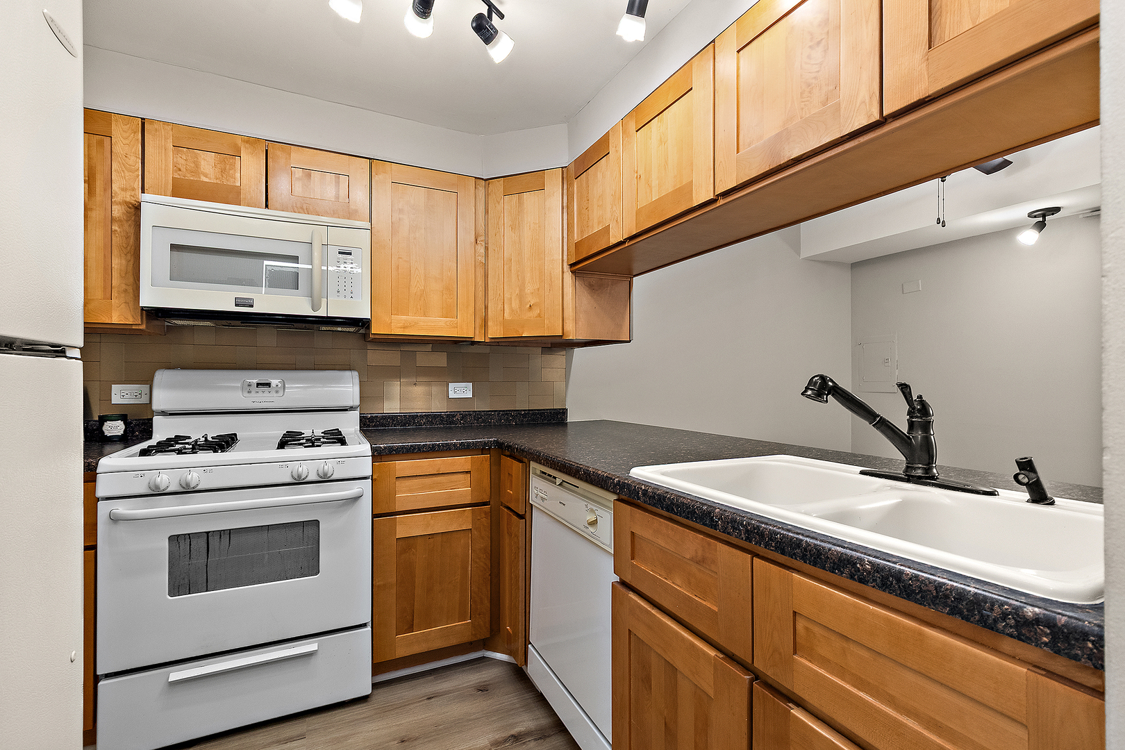 23 Cour Versaille Court #23, Palos Hills, IL 60465