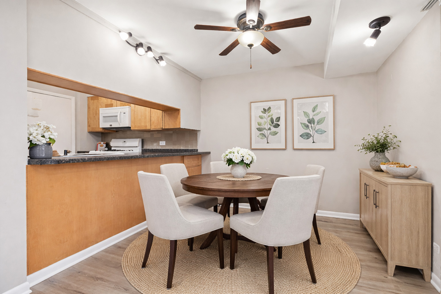 23 Cour Versaille Court #23, Palos Hills, IL 60465