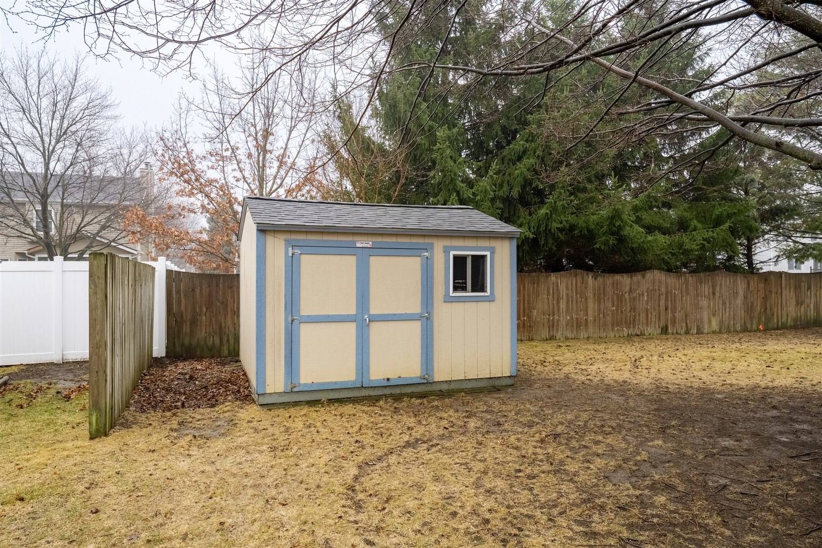 811 LANDAU Lane, Normal, IL 61761