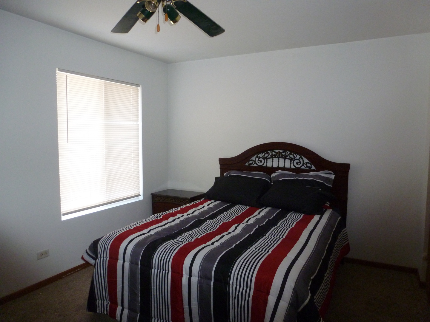 16212 Trumbull Avenue, Markham, IL 60428