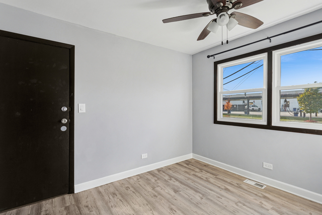 55 W ANN Street #B, Lombard, IL 60148