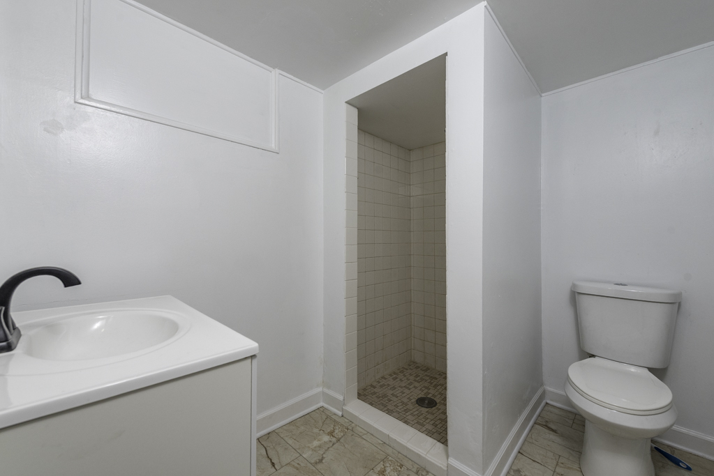 1916 Niva Court, Waukegan, IL 60087