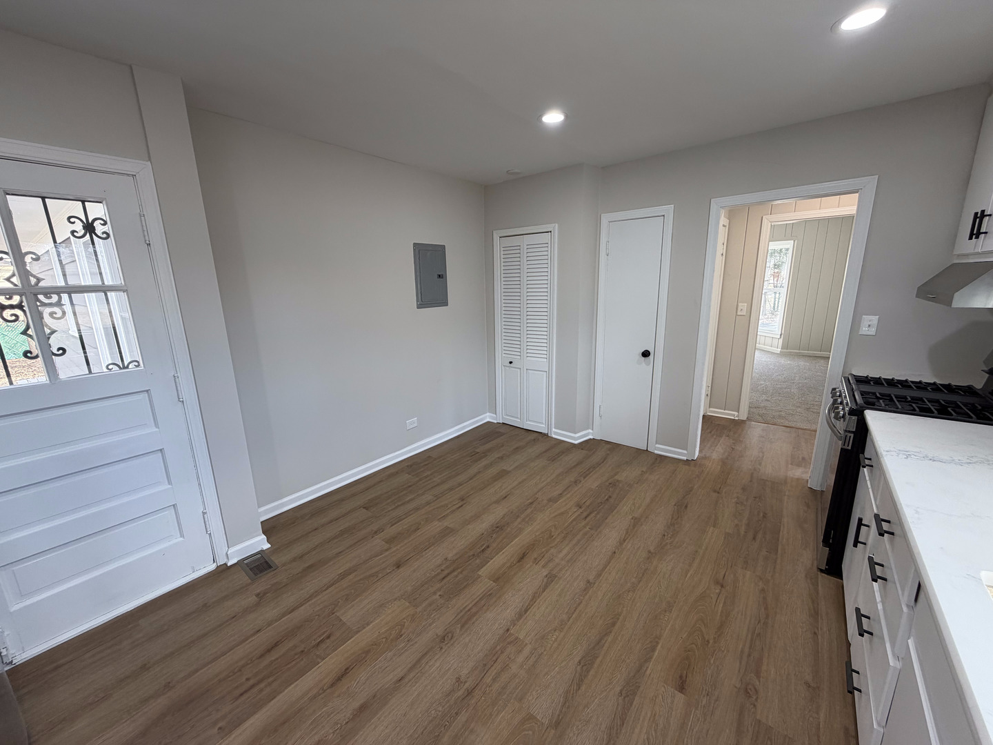 615 Polo Drive, Wheaton, IL 60187