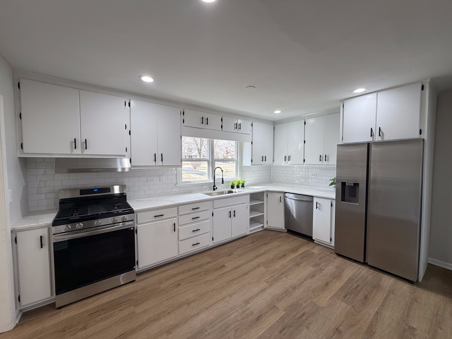 615 Polo Drive, Wheaton, IL 60187