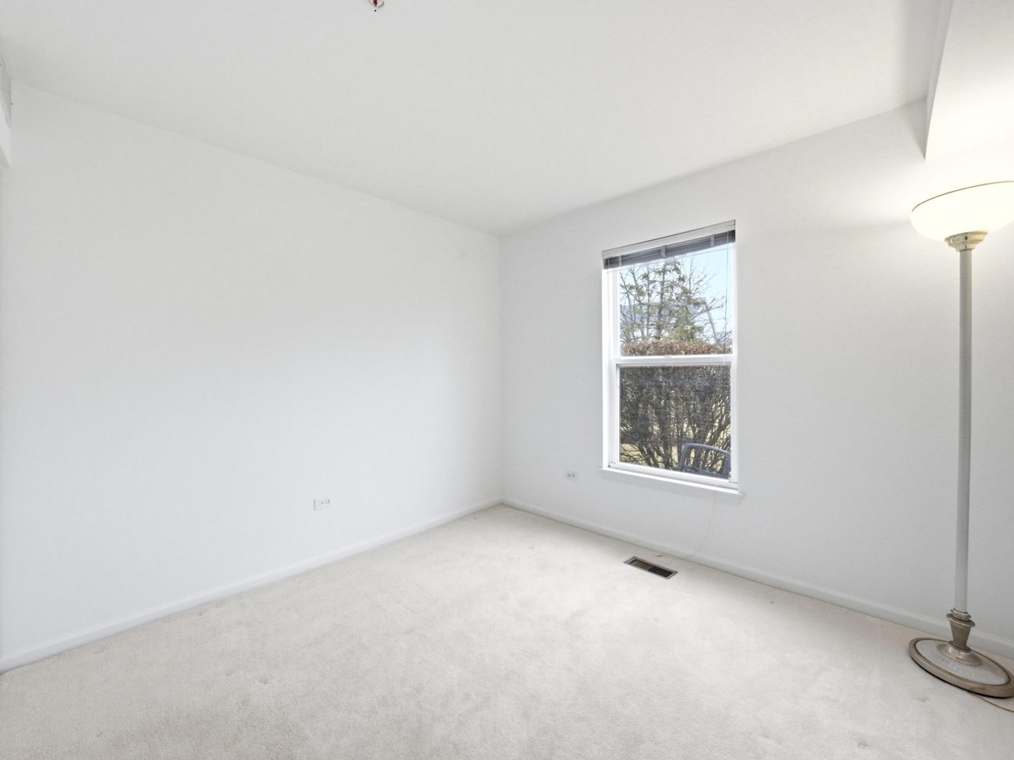 13833 S Balsam Lane #D, Plainfield, IL 60544