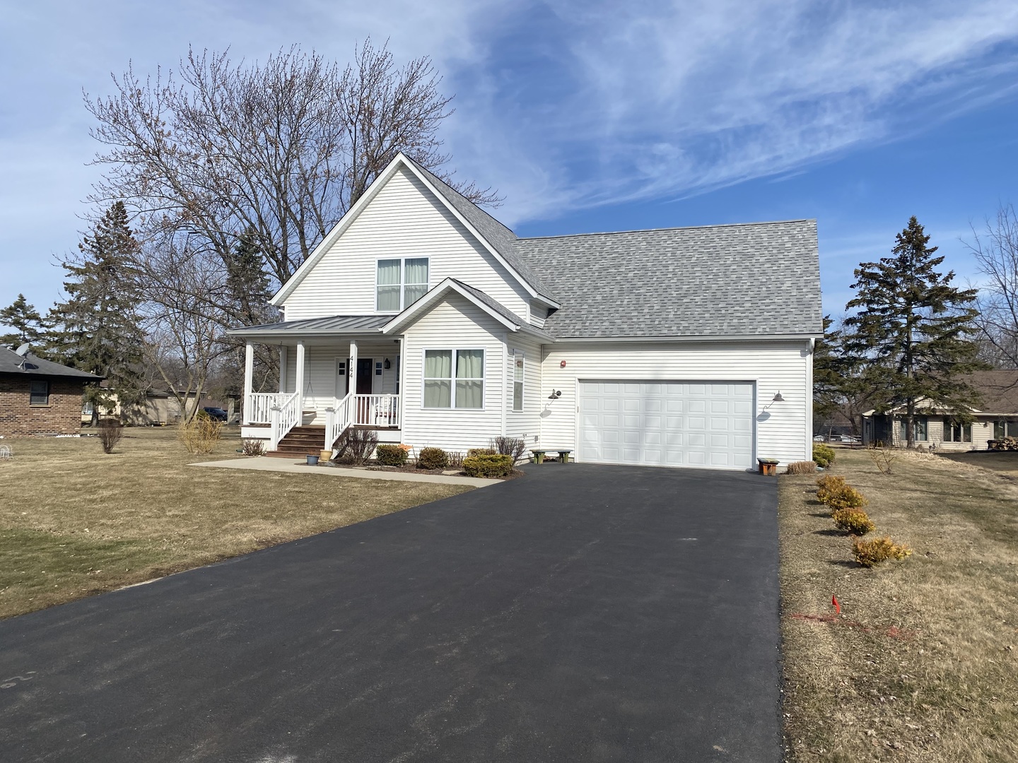 4144 Lake Park Avenue, Gurnee, IL 60031