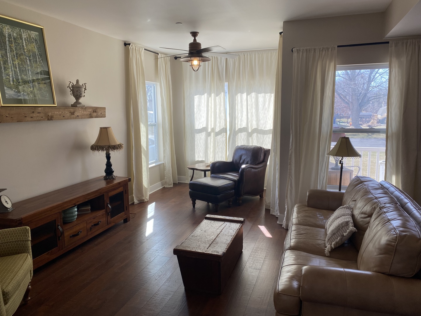 4144 Lake Park Avenue, Gurnee, IL 60031