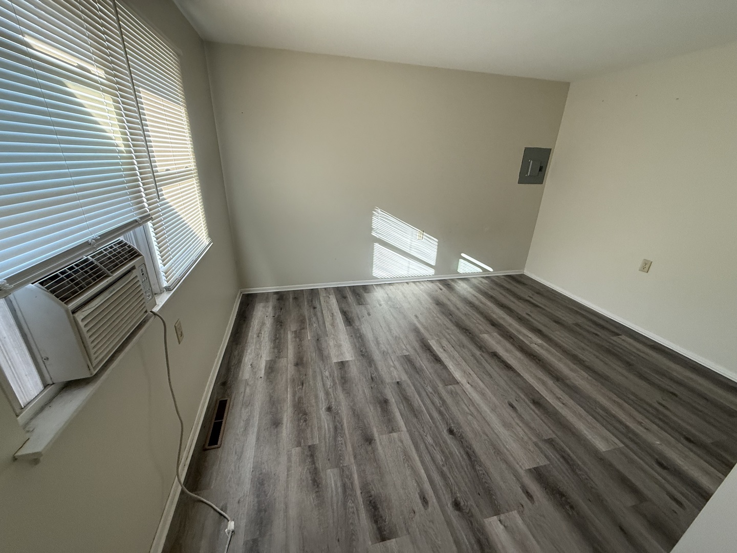 1060 W Hickory Street #1064, Kankakee, IL 60901