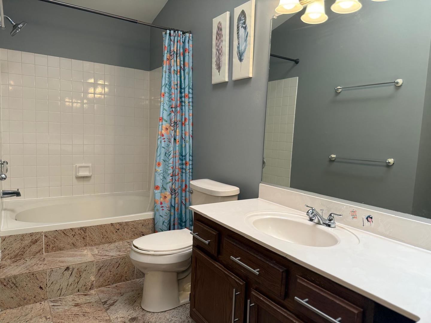 295 Chrisman Drive, Streamwood, IL 60107