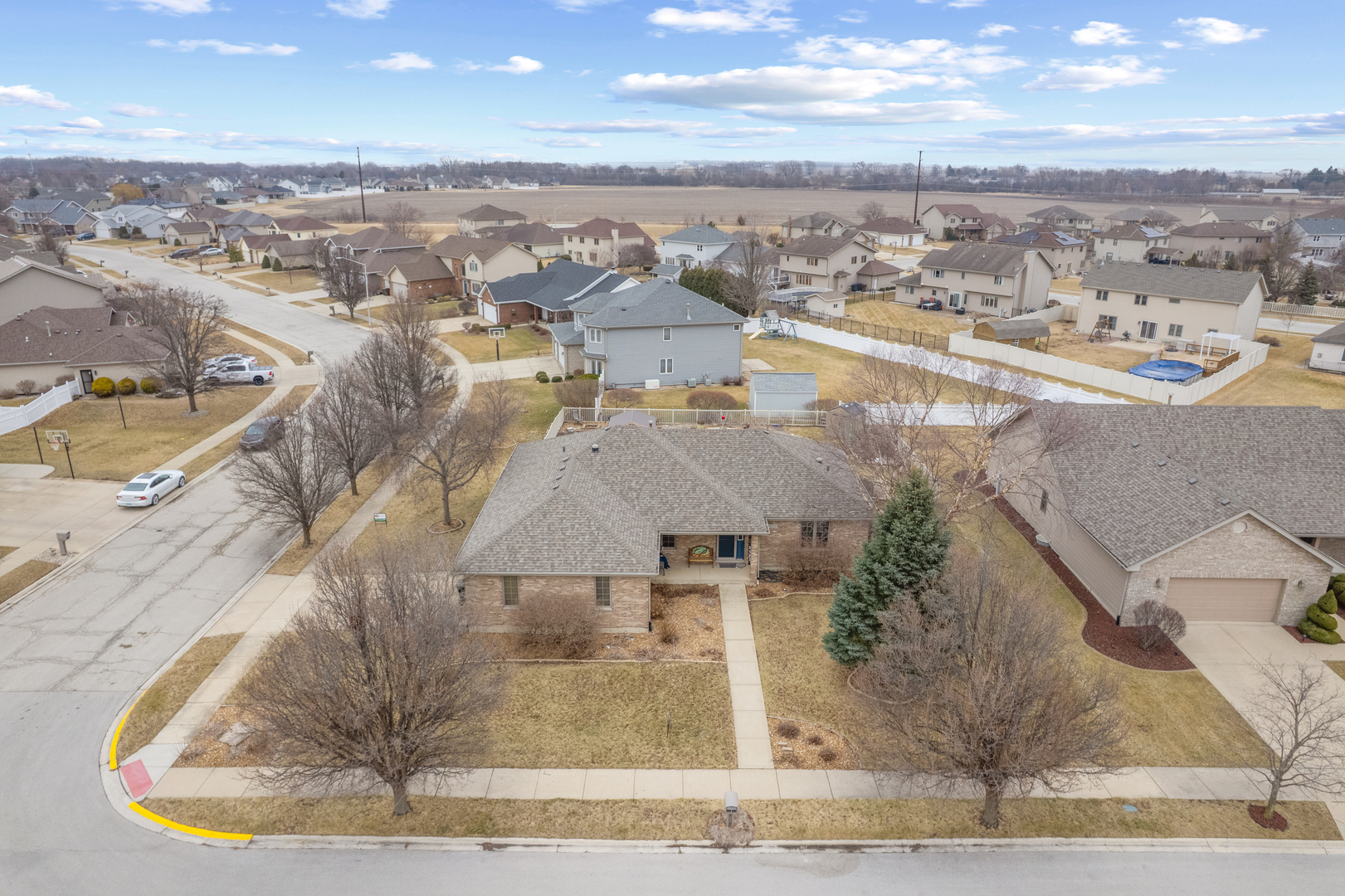 1212 Southcreek Drive, Manteno, IL 60950