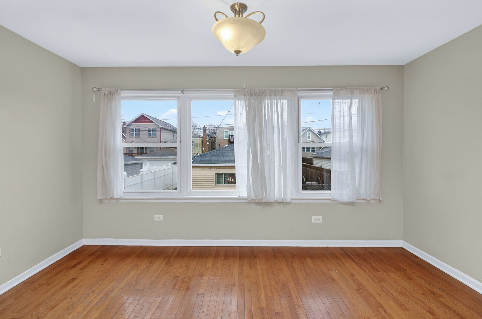 914 Lathrop Avenue, Forest Park, IL 60130