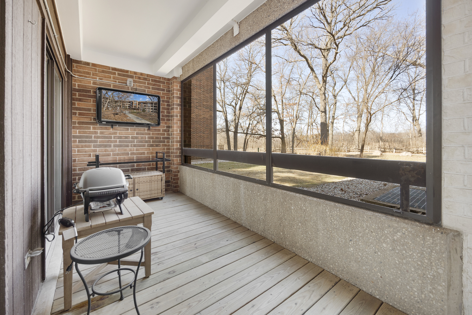 1401 Burr Oak Road #117B, Hinsdale, IL 60521