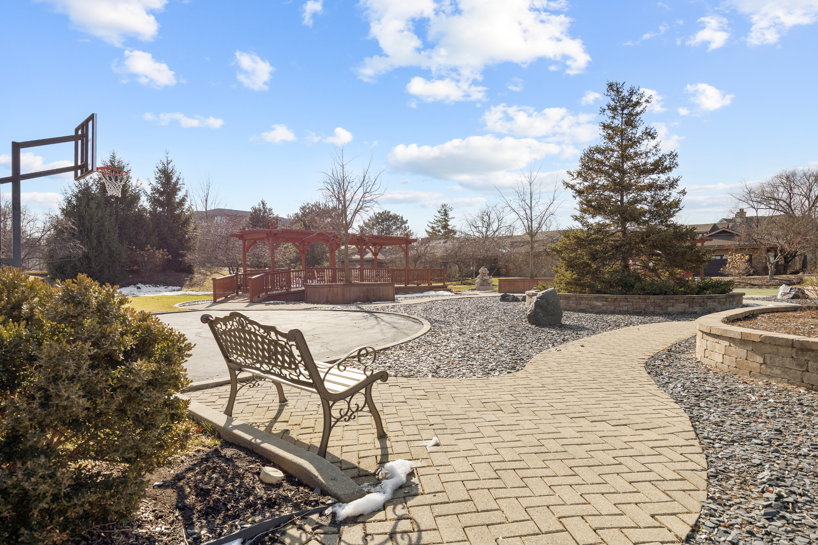 1401 Burr Oak Road #117B, Hinsdale, IL 60521