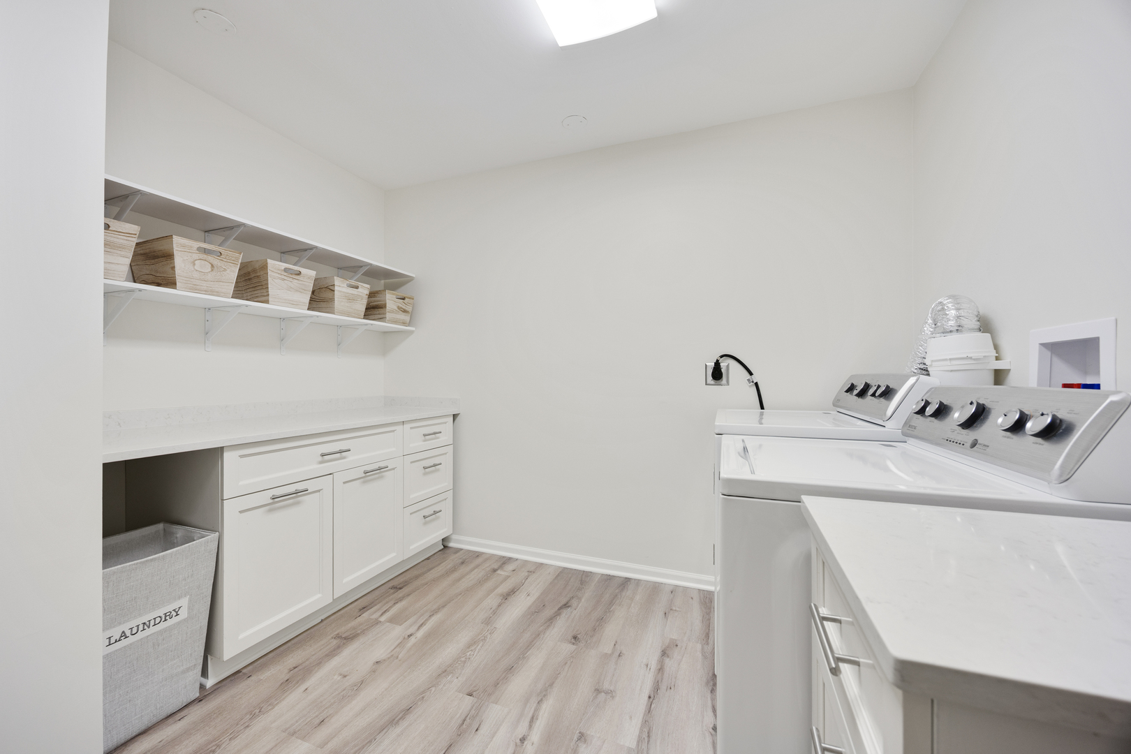 1401 Burr Oak Road #117B, Hinsdale, IL 60521