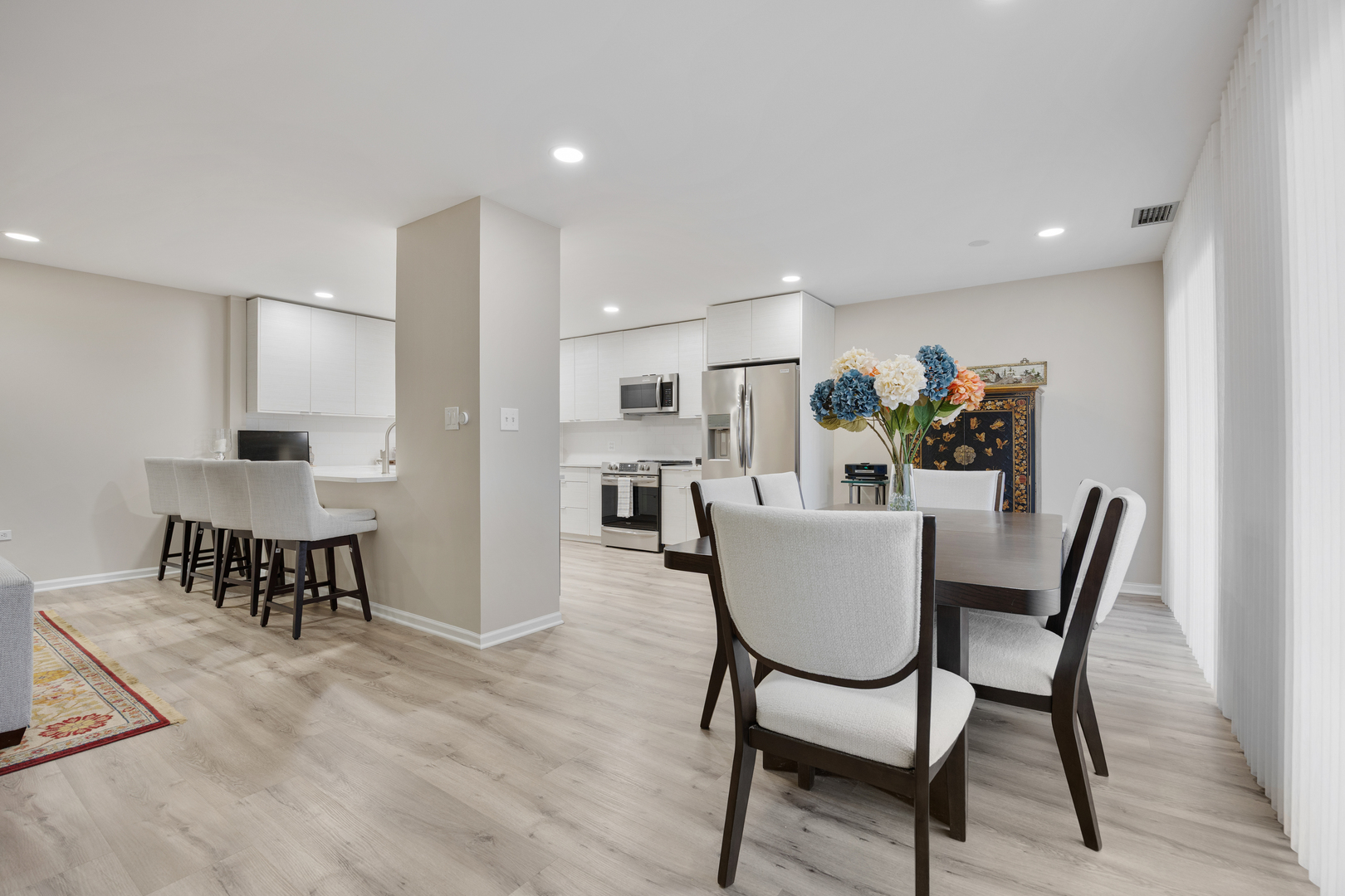 1401 Burr Oak Road #117B, Hinsdale, IL 60521