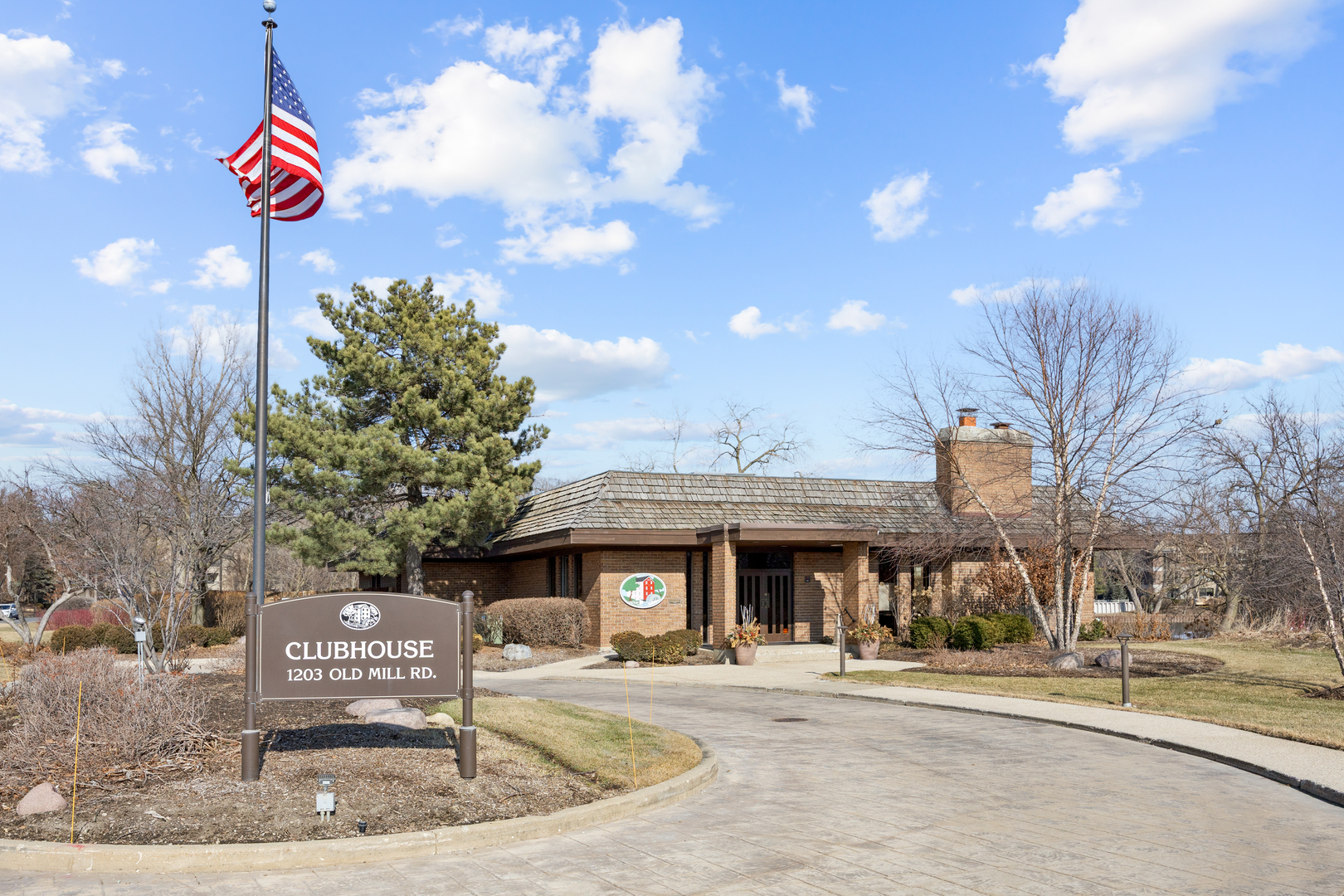 1401 Burr Oak Road #117B, Hinsdale, IL 60521