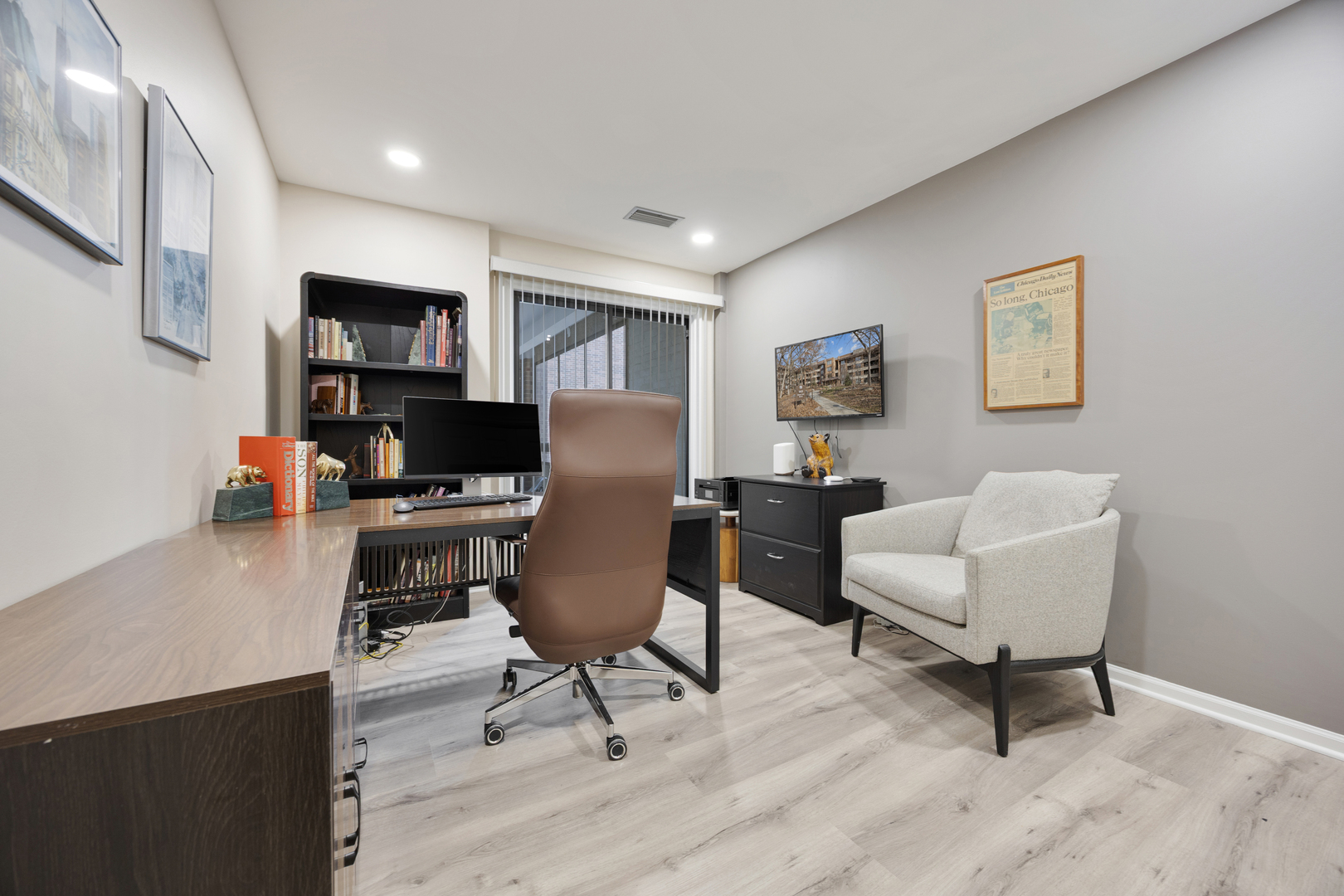 1401 Burr Oak Road #117B, Hinsdale, IL 60521