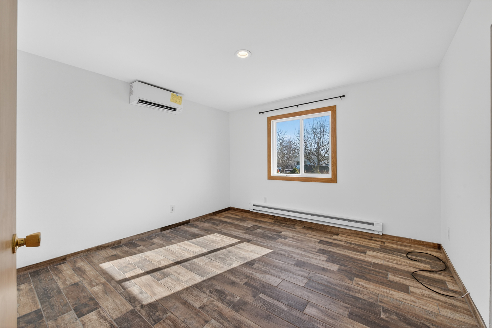 1142 Ohio Court, Aurora, IL 60505