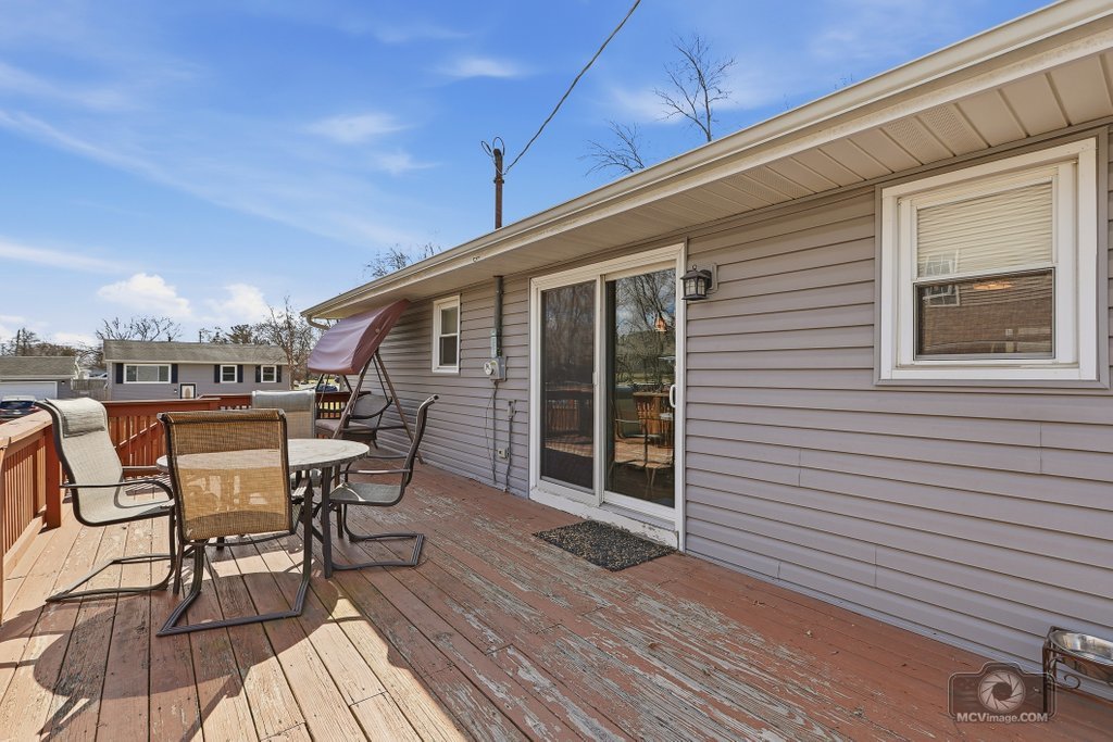 904 Cove Avenue, Lockport, IL 60441