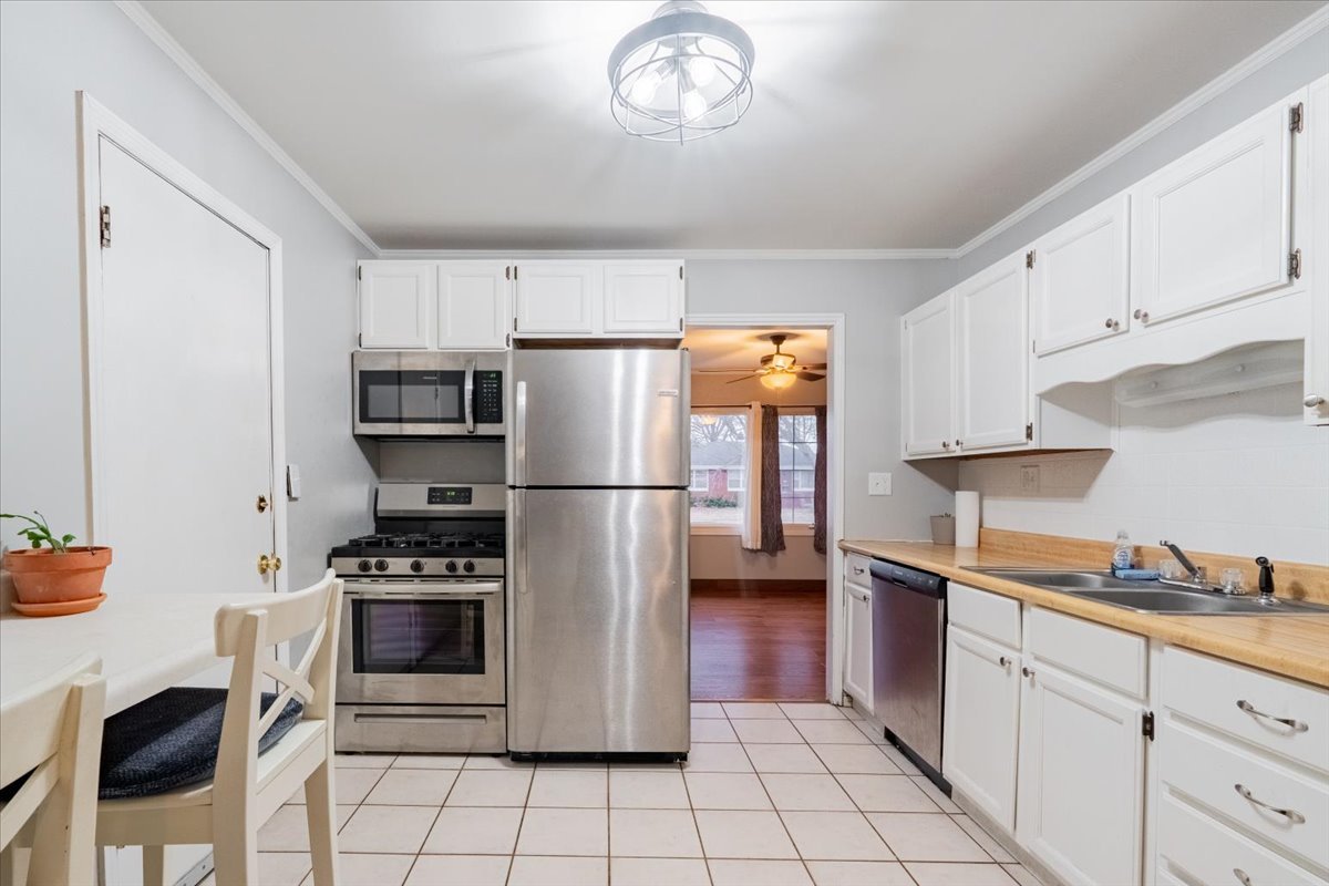 1108 Hovey Avenue, Normal, IL 61761