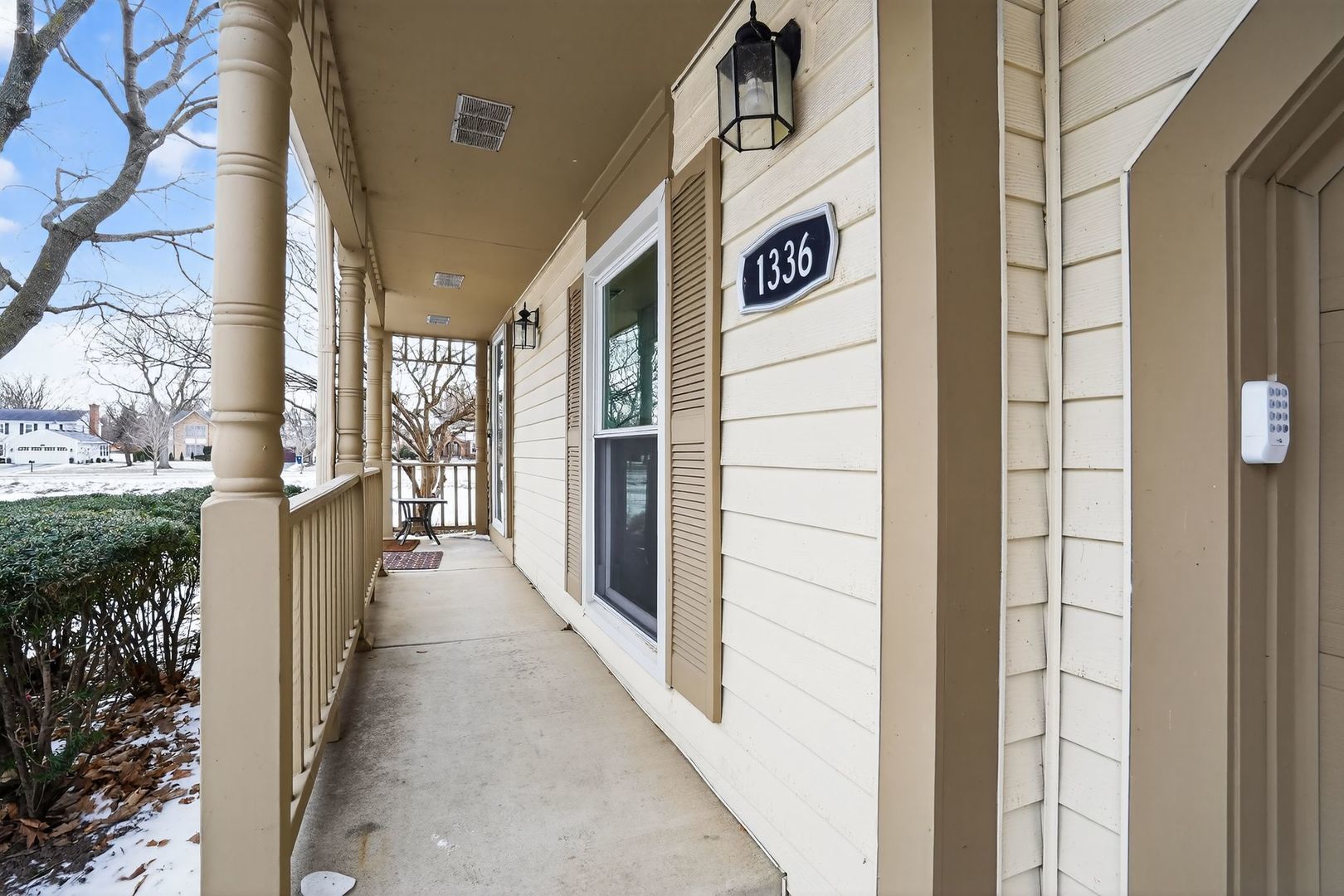 1336 QUEENSGREEN Circle #1336, Naperville, IL 60563