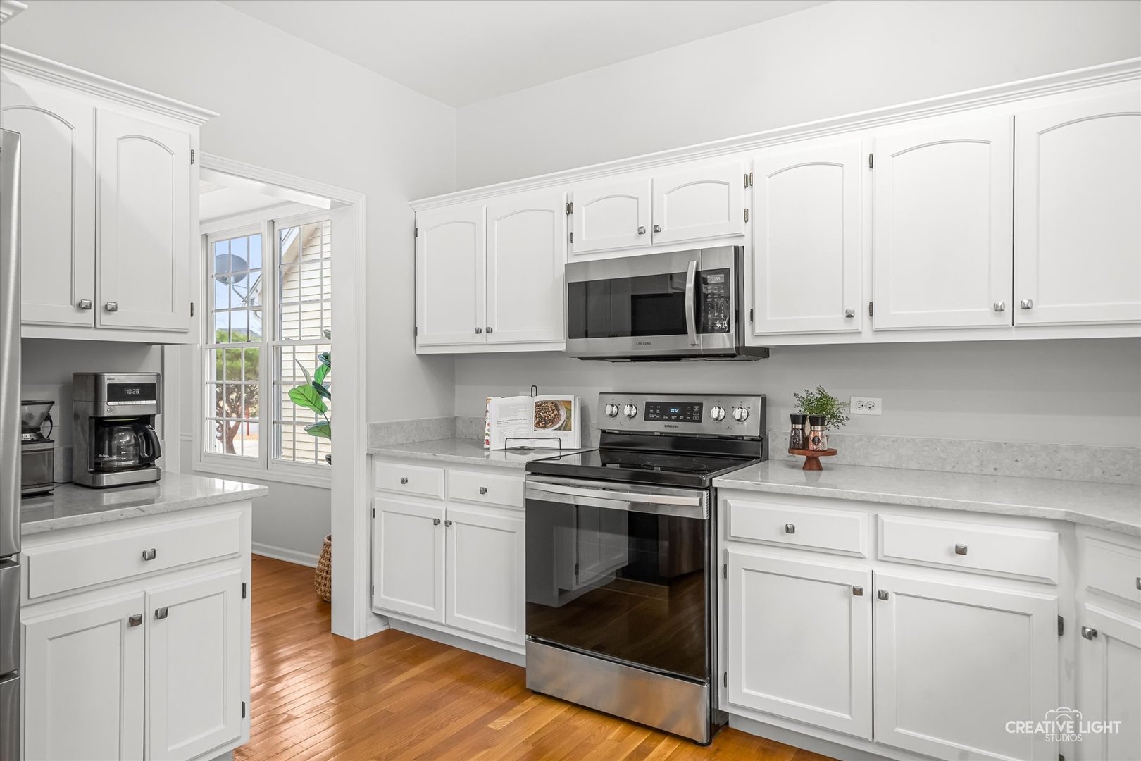 2311 Leverenz Road, Naperville, IL 60564