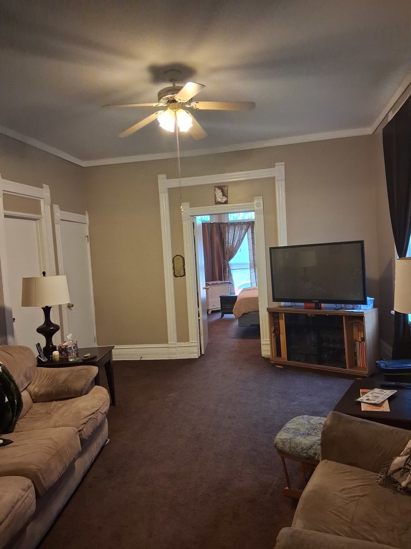 4810 S Union Avenue, Chicago, IL 60609