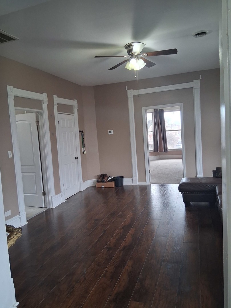 4810 S Union Avenue, Chicago, IL 60609