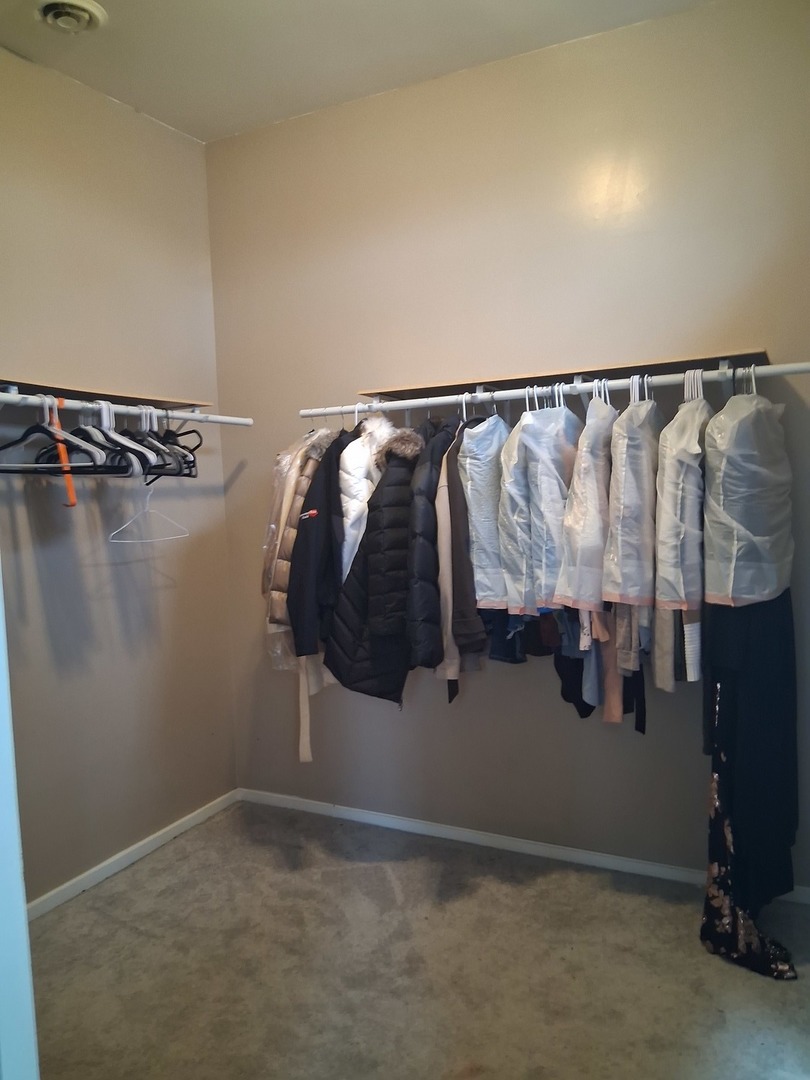 4810 S Union Avenue, Chicago, IL 60609