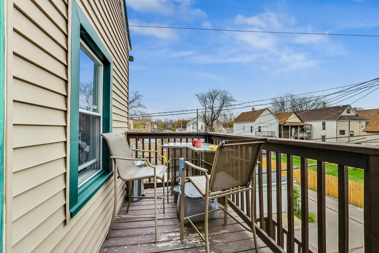 4810 S Union Avenue, Chicago, IL 60609