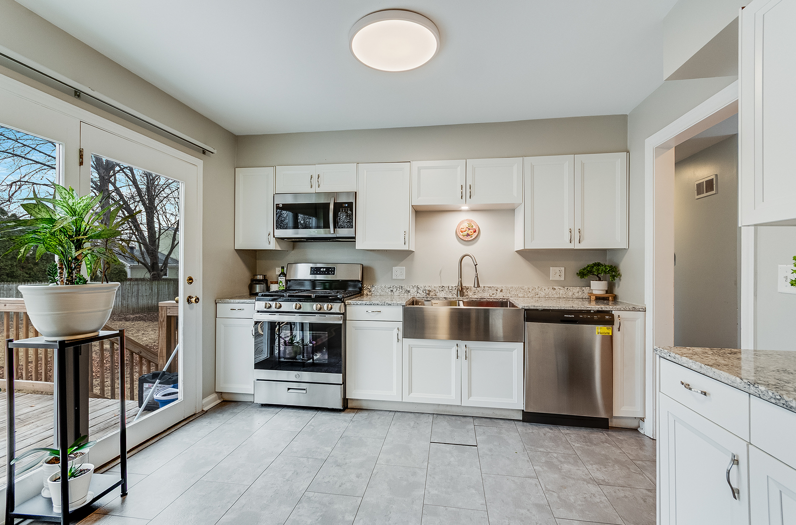 2340 Portsmouth Court, Aurora, IL 60504