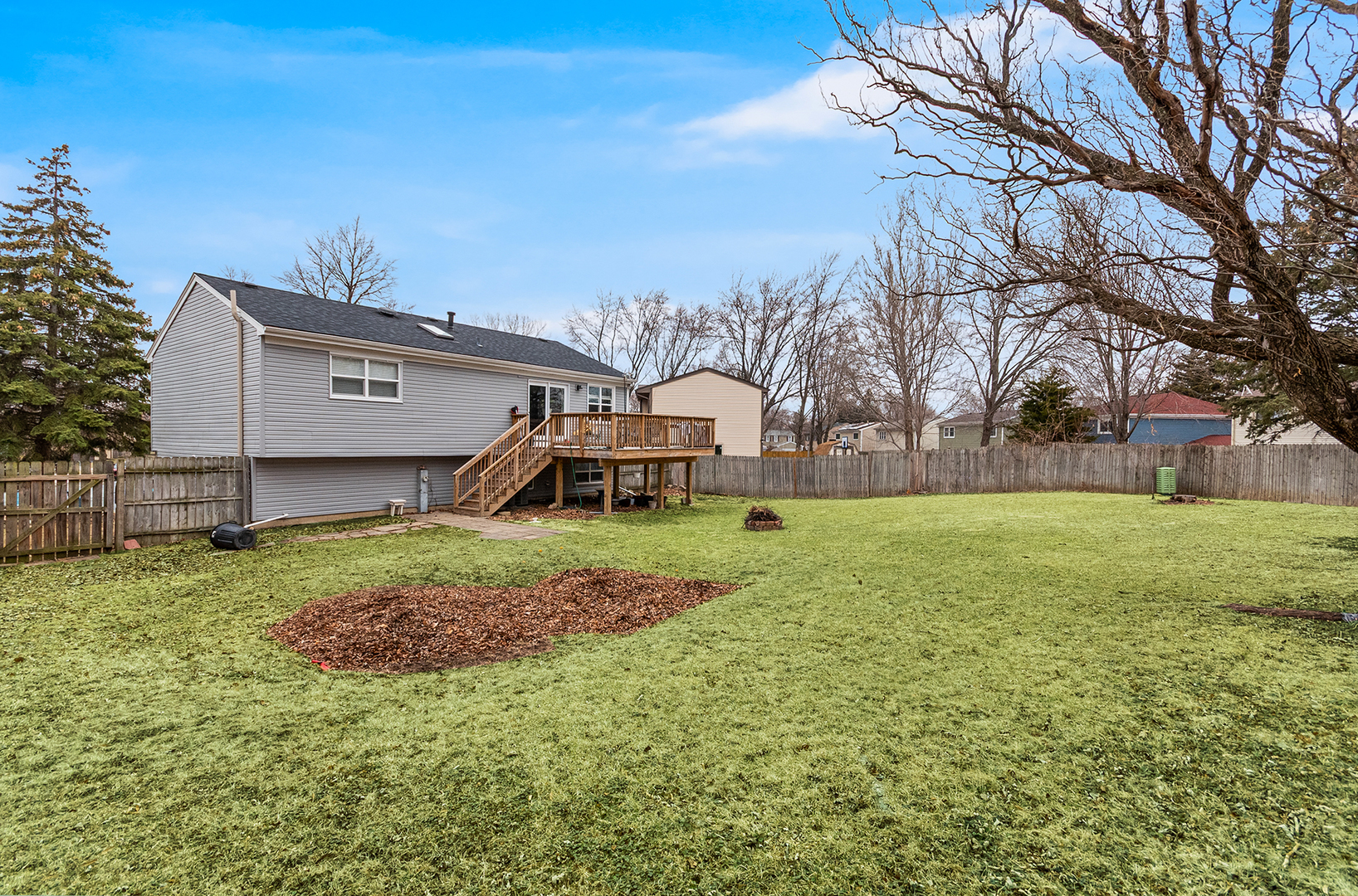 2340 Portsmouth Court, Aurora, IL 60504