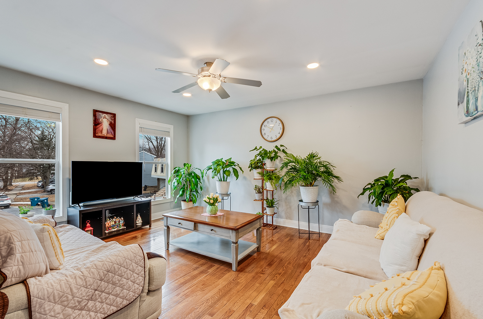 2340 Portsmouth Court, Aurora, IL 60504