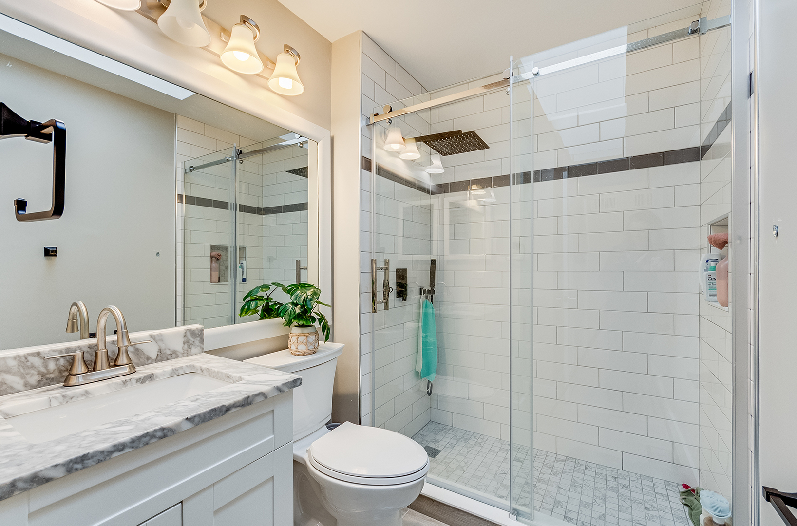 2340 Portsmouth Court, Aurora, IL 60504