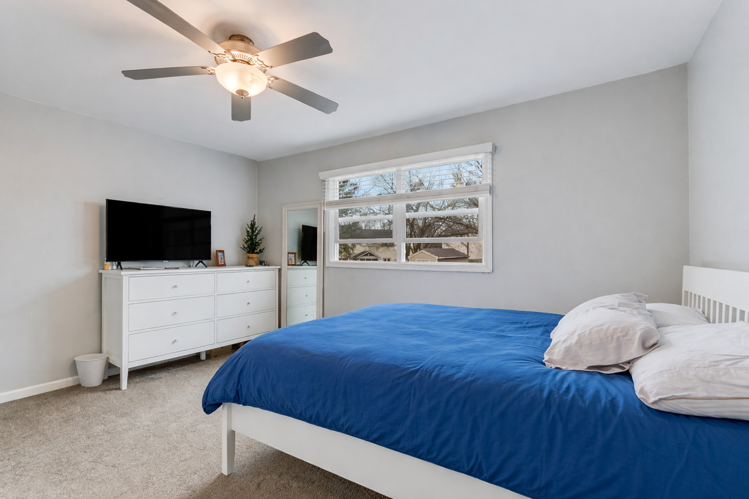 2340 Portsmouth Court, Aurora, IL 60504