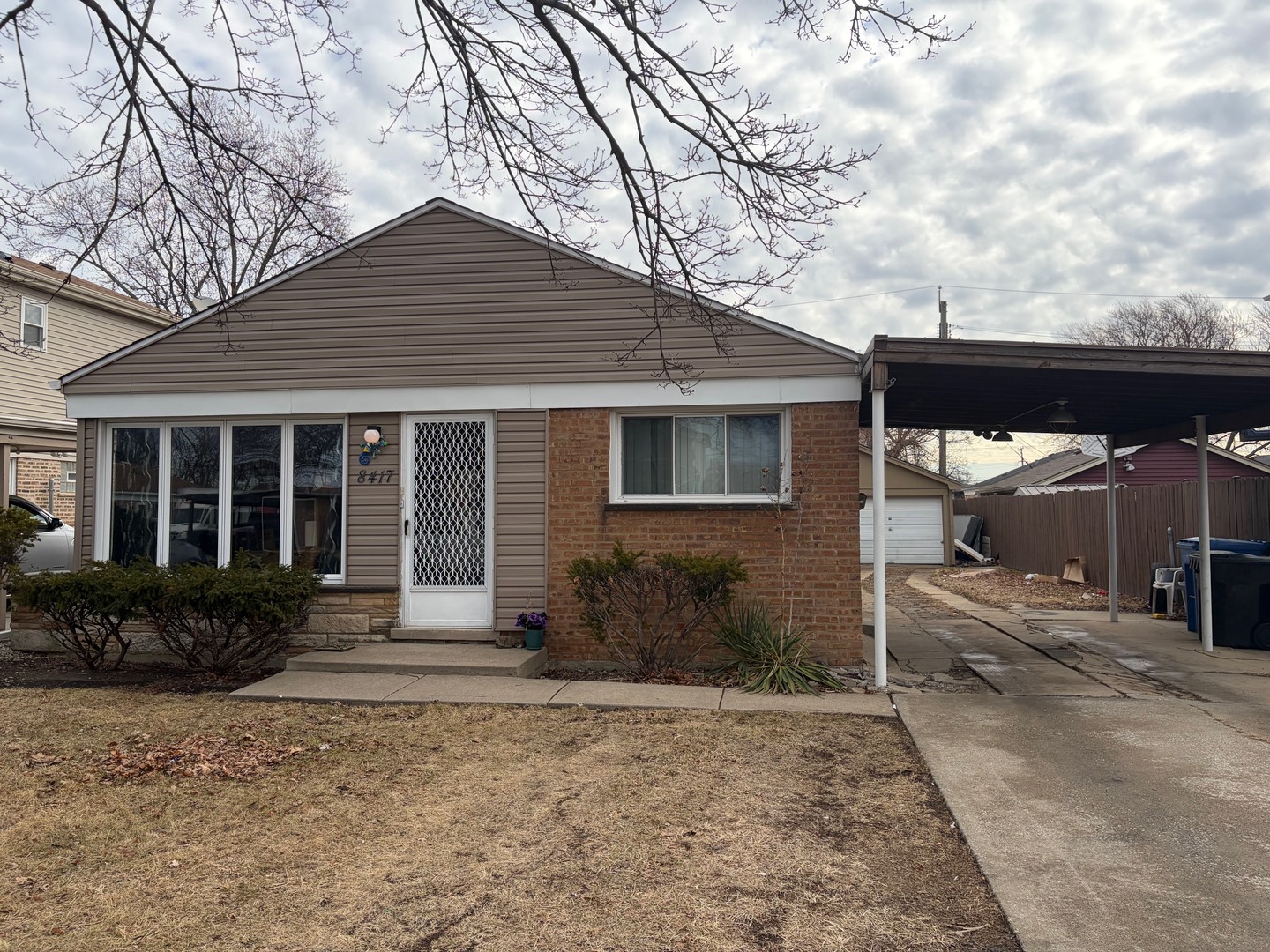 8417 S Scottsdale Avenue, Chicago, IL 60652