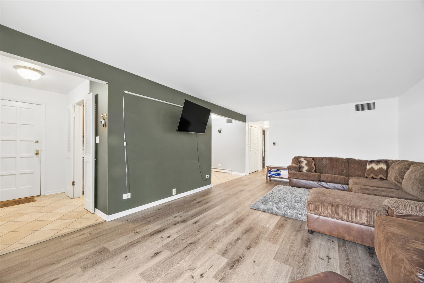 9808 S Karlov Avenue #D, Oak Lawn, IL 60453